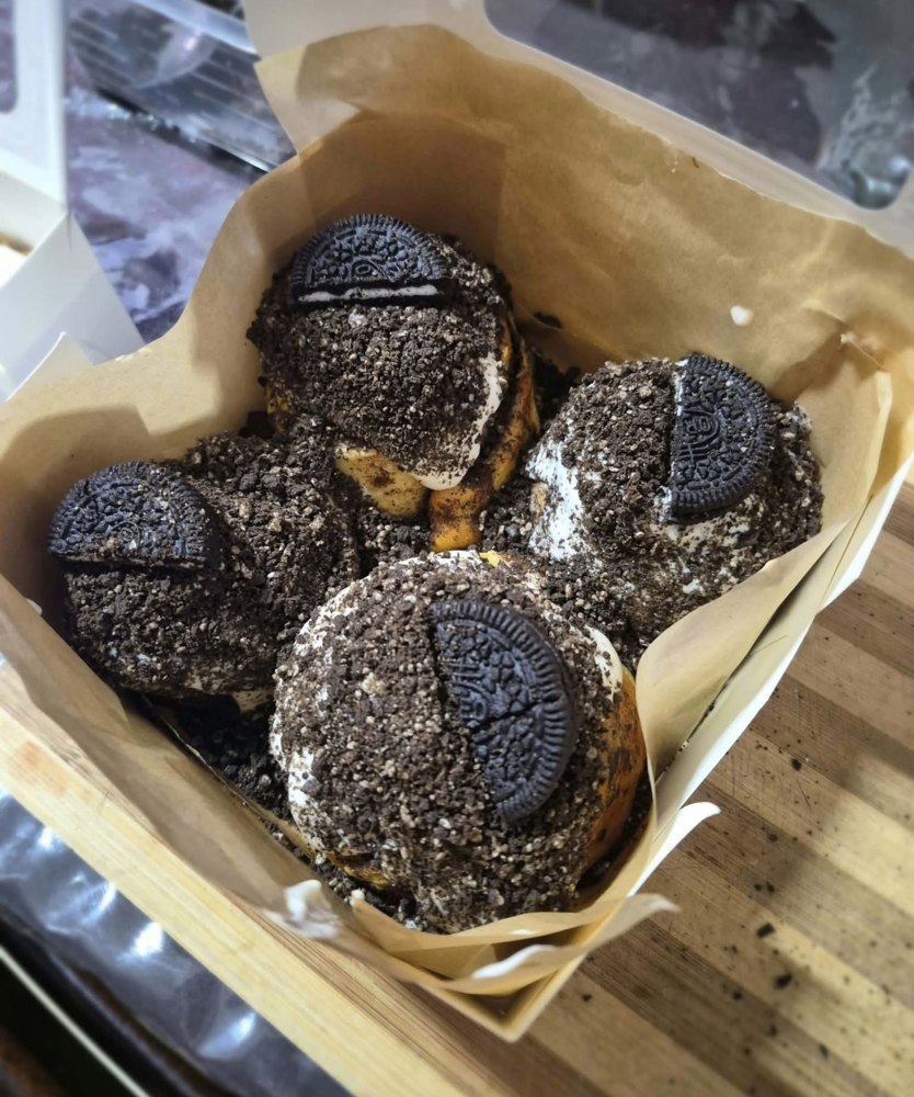 Box of agst. Oreo CnC cinnamon rolls